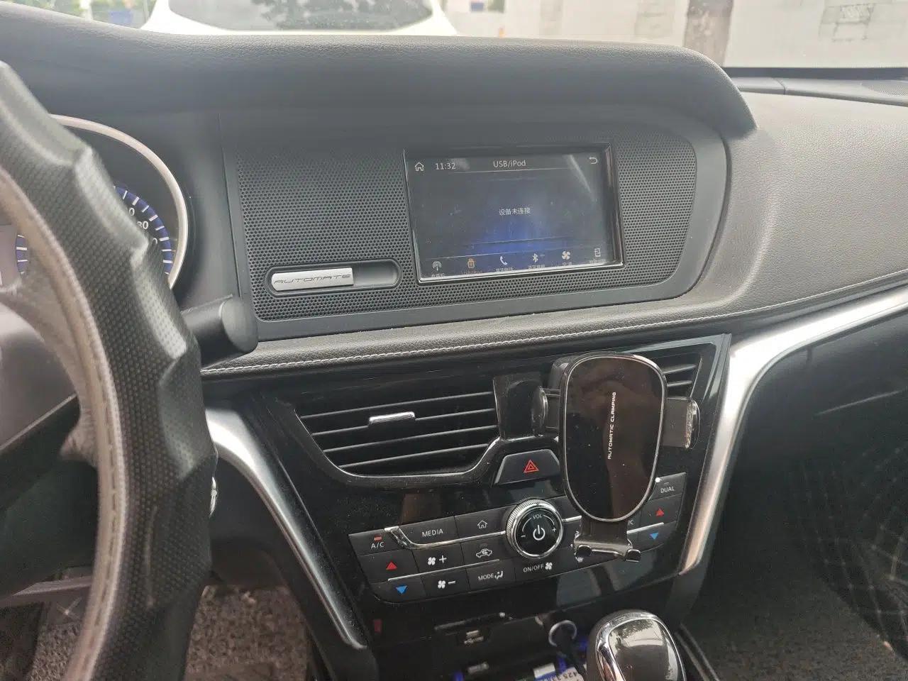 Venucia T90 2017 2.0L CVT Smart Edition — миниатюра 14