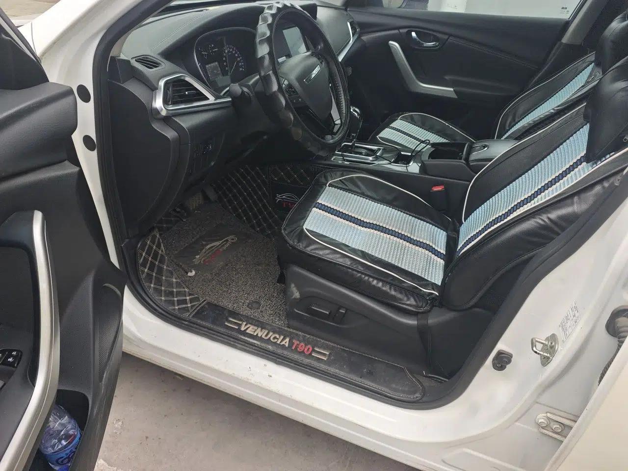 Venucia T90 2017 2.0L CVT Smart Edition — миниатюра 17