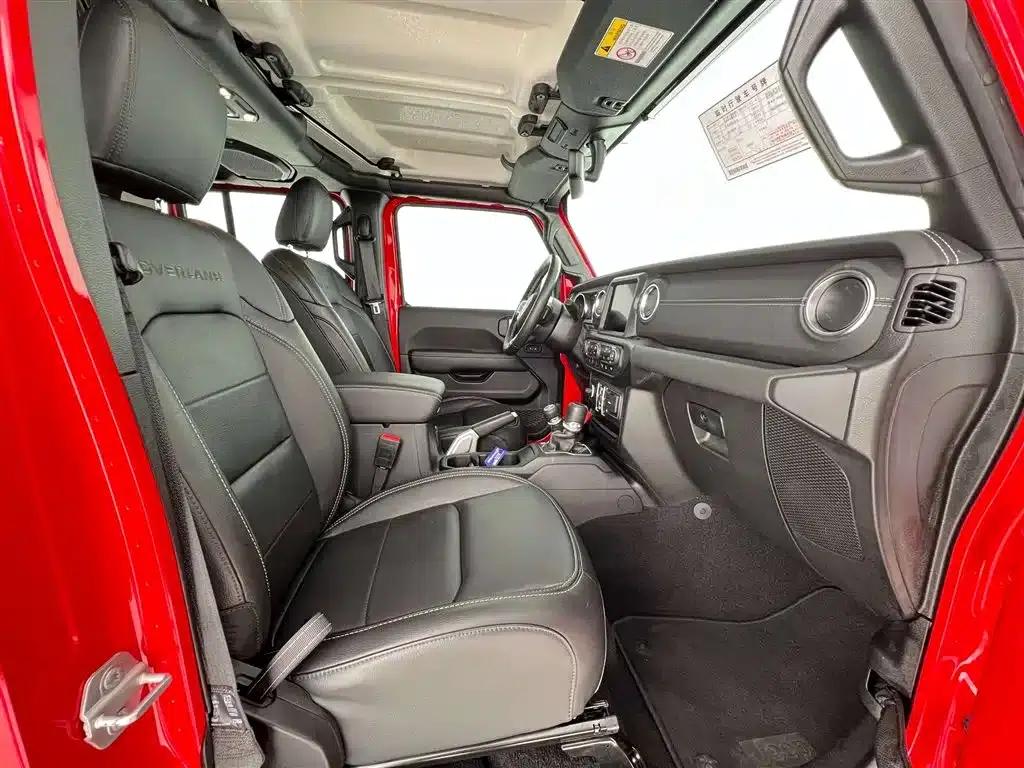 Gladiator 2022 3.6L First Edition — миниатюра 17