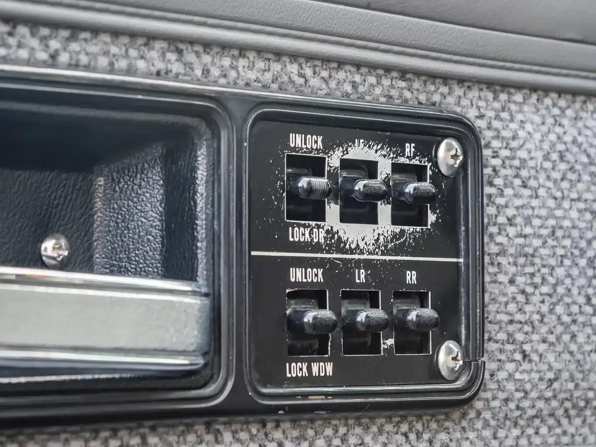 Beijing Jeep 2002 4.0L Manual 4WD — миниатюра 5