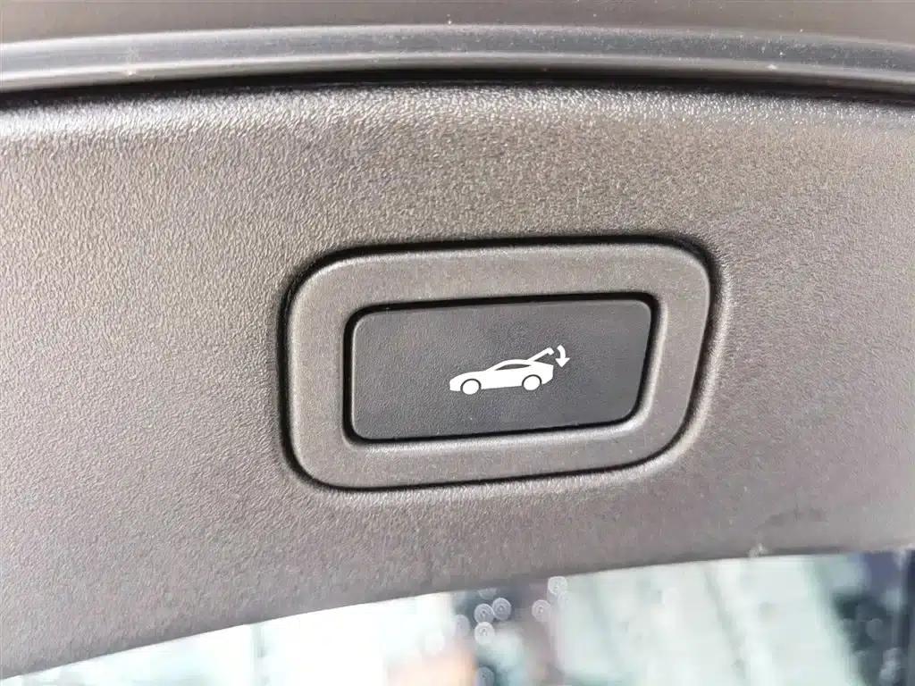 Jaguar F-TYPE 2016 3.0 SC Hardtop — миниатюра 24