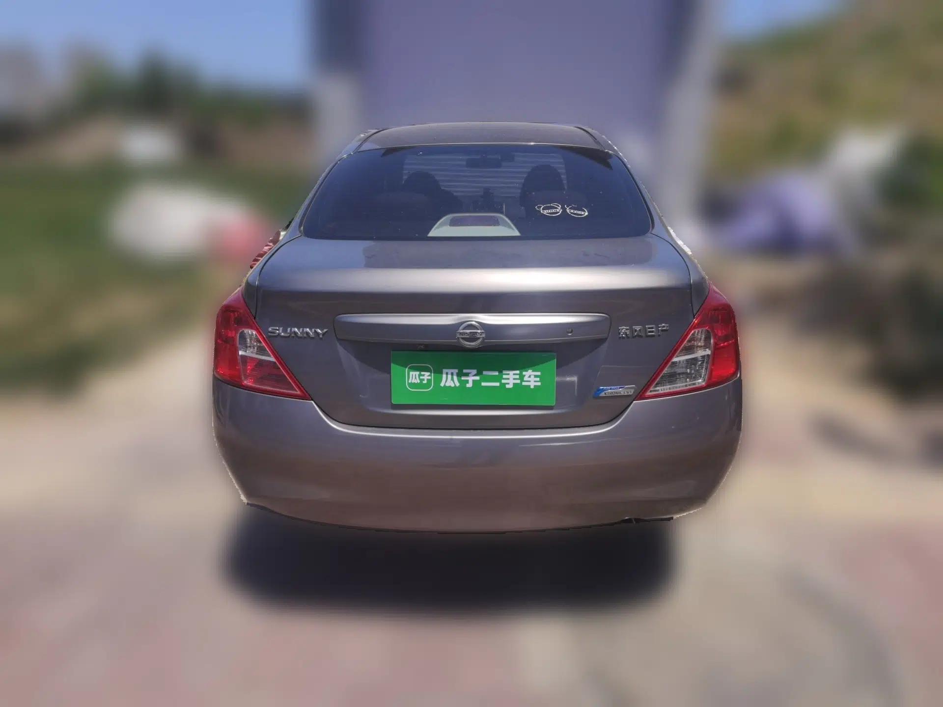 Nissan Sunny 2011 1.5XL CVT Luxury Edition — миниатюра 5
