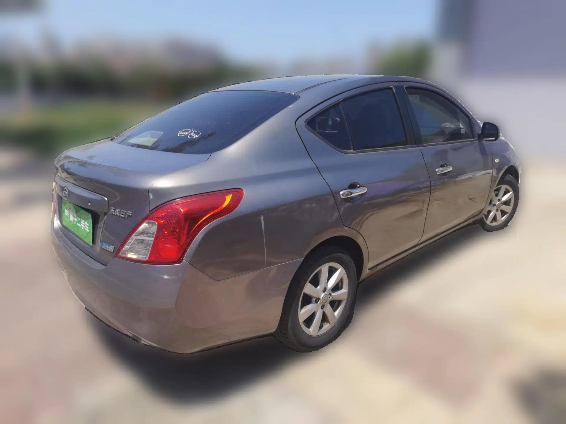 Nissan Sunny 2011 1.5XL CVT Luxury Edition — миниатюра 6