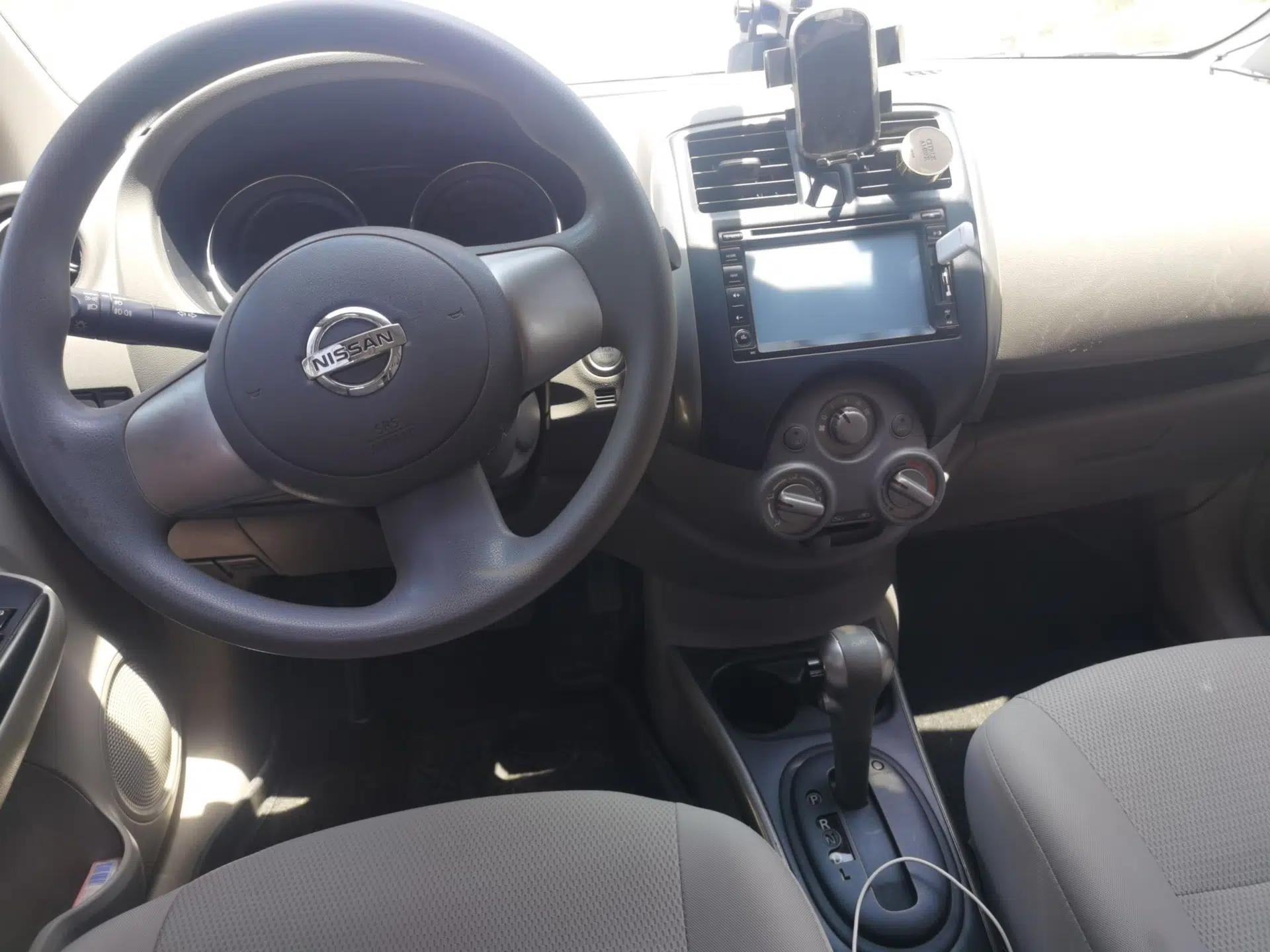 Nissan Sunny 2011 1.5XL CVT Luxury Edition — миниатюра 10