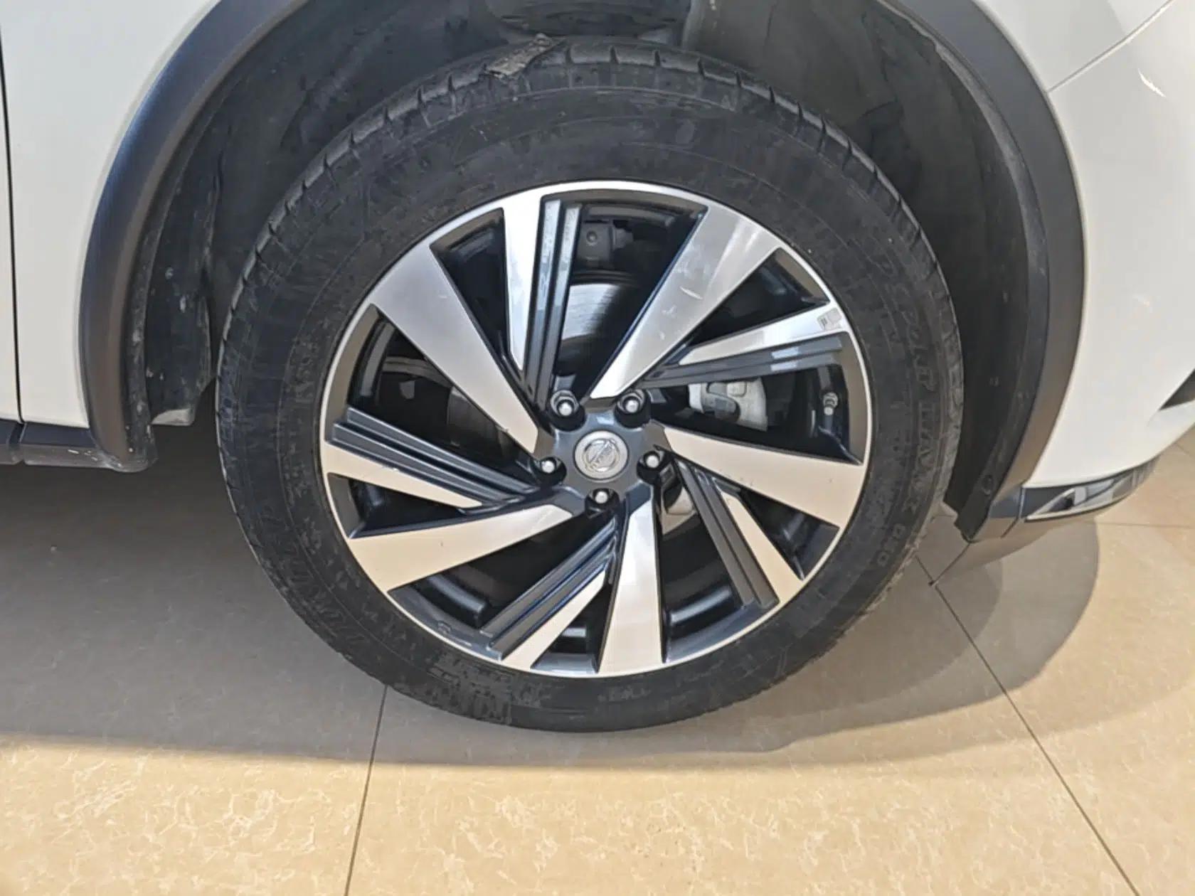 Nissan Murano 2021 2.5 S/C HEV XE Four-Wheel Drive Hybrid SmartConnect Prestige Edition — миниатюра 4