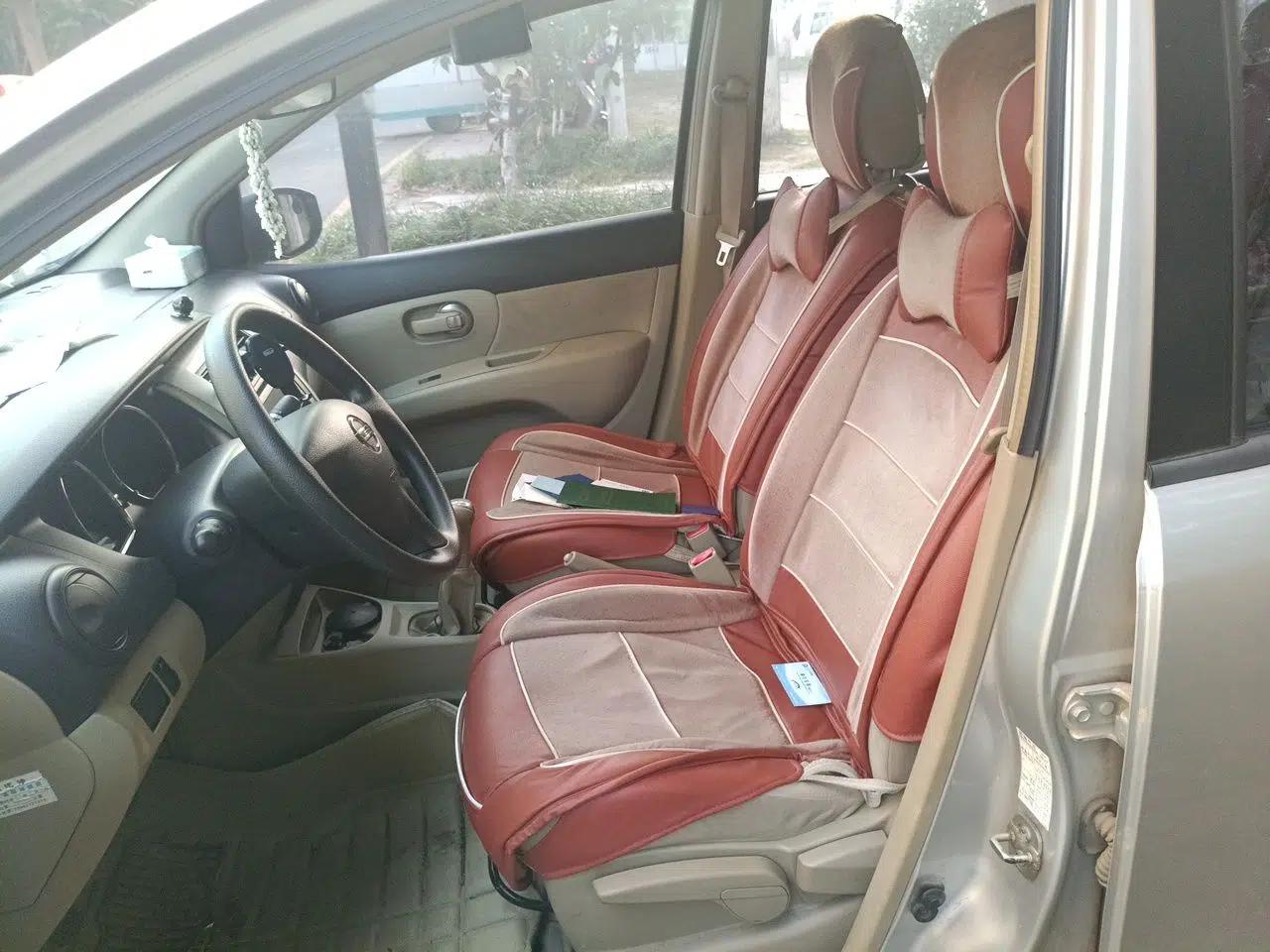 Nissan Livina 2013 1.6XE Manual Comfort Edition — миниатюра 16