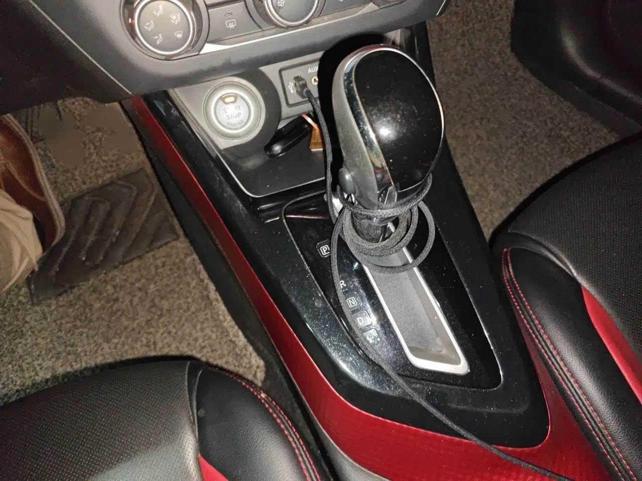 Nissan Lannia 2016 1.6L CVT Smart Cool Edition — миниатюра 11