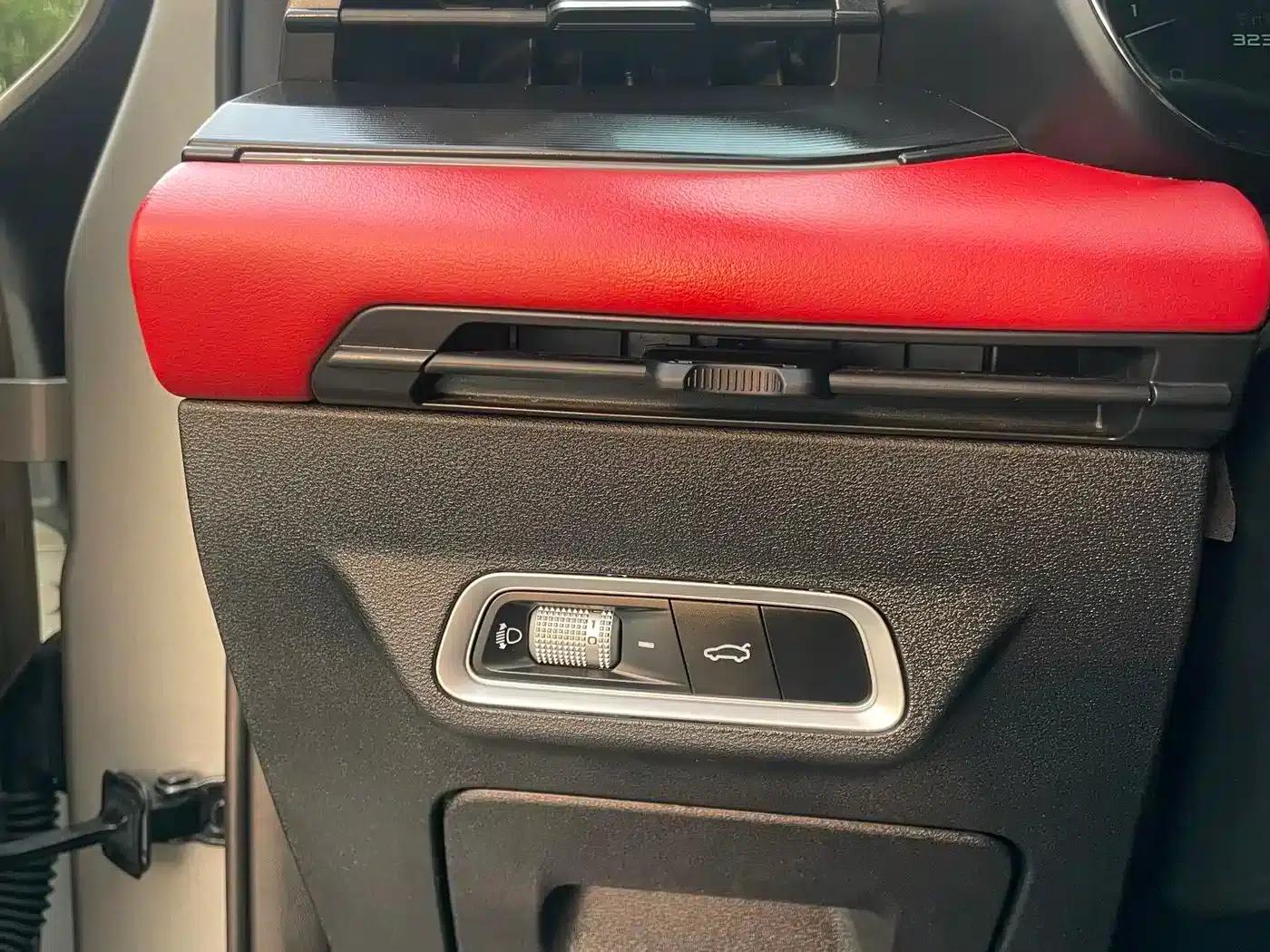 Geely Emgrand S 2021 1.4T CVT Premium Edition — миниатюра 6