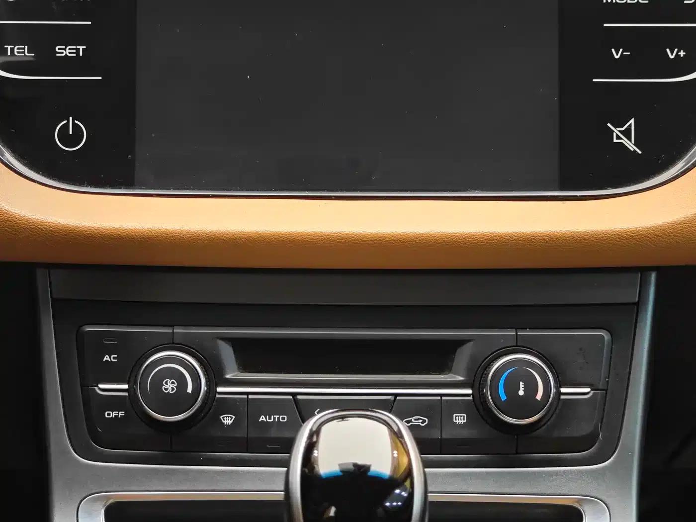 Geely Vision S1 2018 1.4T CVT Sport Edition — миниатюра 17