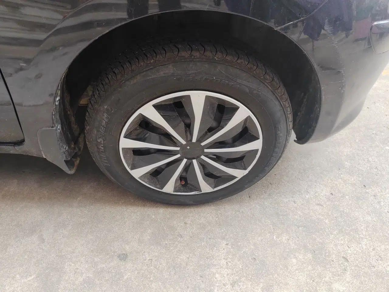Nissan March 2010 1.5L Manual E-Xuan Edition — миниатюра 8