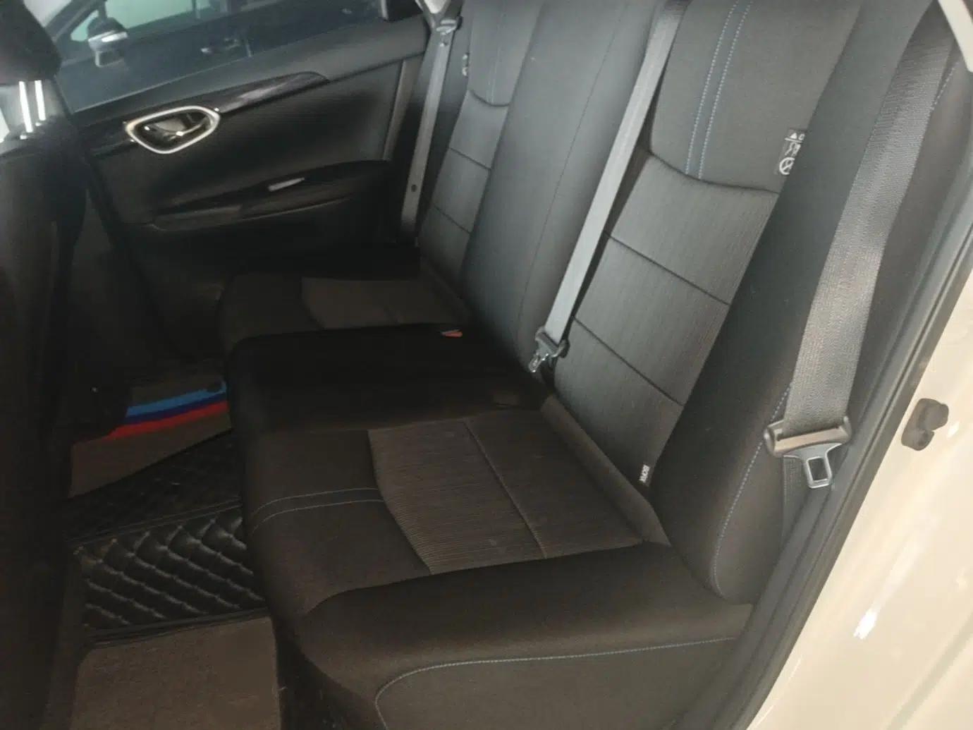 Nissan Sylphy EV 2018 Smart Edition — миниатюра 20