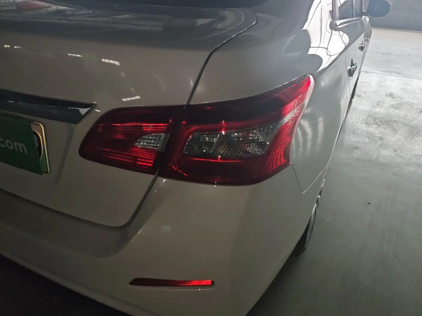 Nissan Sylphy EV 2018 Smart Edition — миниатюра 7