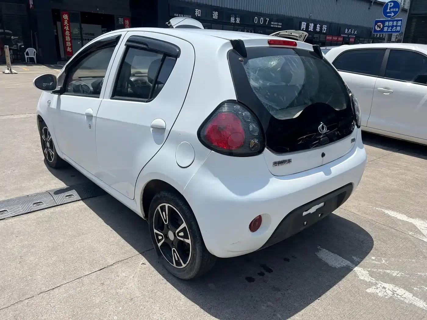 Panda Classic 2016 1.0L IMT Stylish Edition — миниатюра 6
