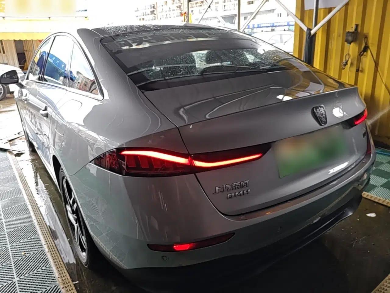 Roewe D7 2023 DMH 125km Flagship Edition — миниатюра 7
