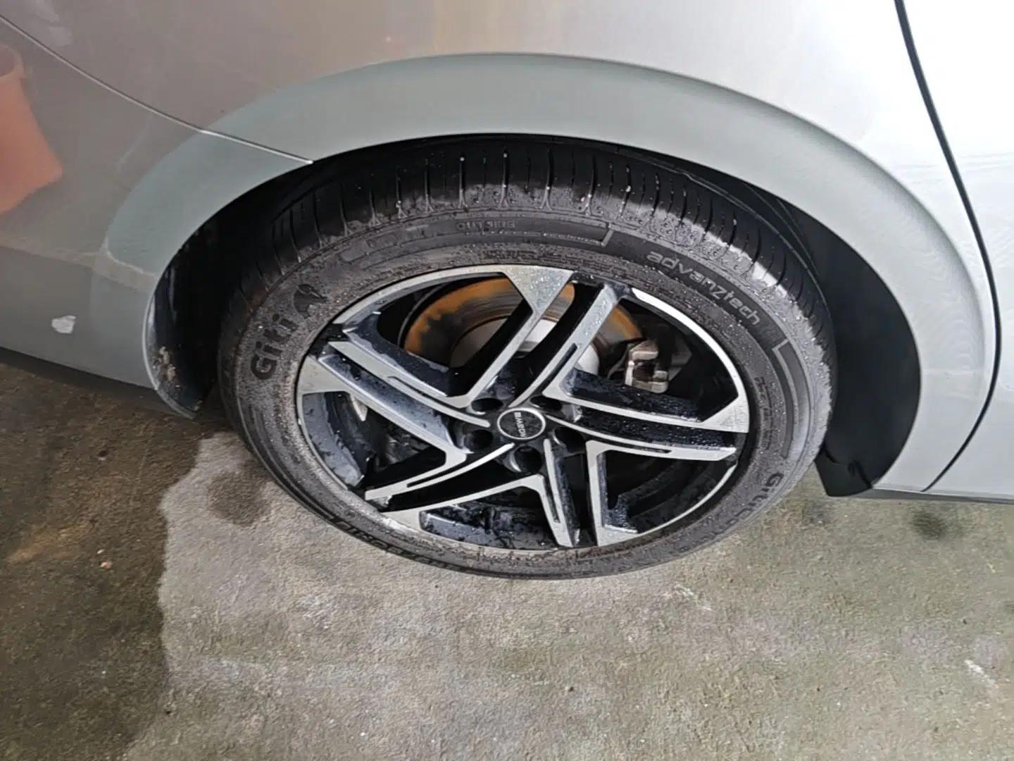 Roewe D7 2023 DMH 125km Flagship Edition — миниатюра 10