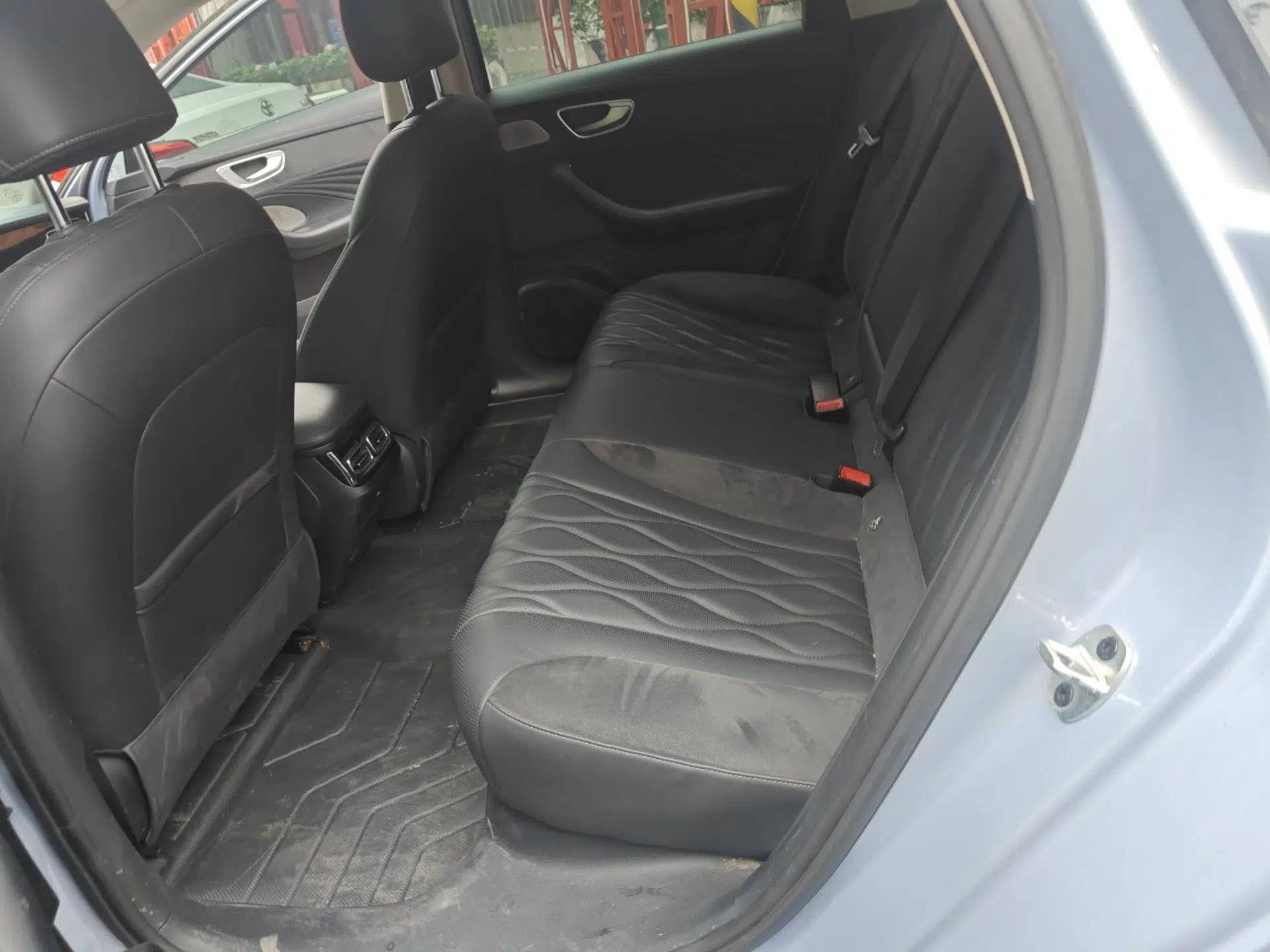 Roewe D7 2023 DMH 125km Excellence Edition — миниатюра 20