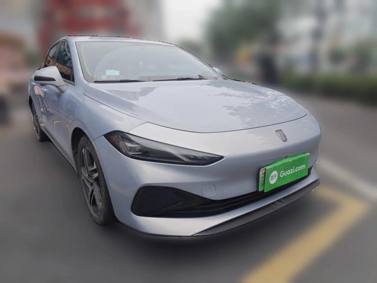 Roewe D7 2023 DMH 125km Excellence Edition — миниатюра 3