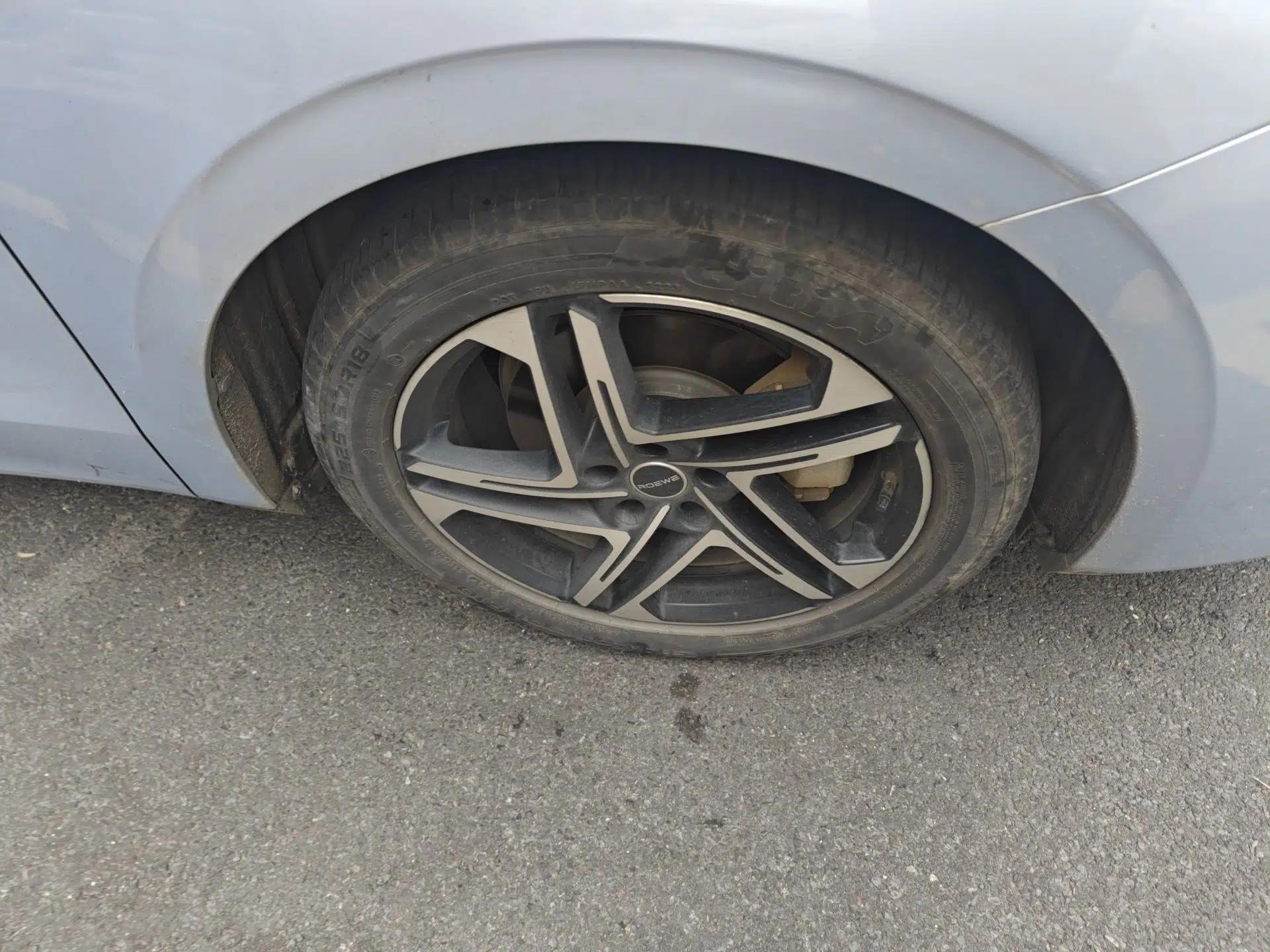 Roewe D7 2023 DMH 125km Excellence Edition — миниатюра 8