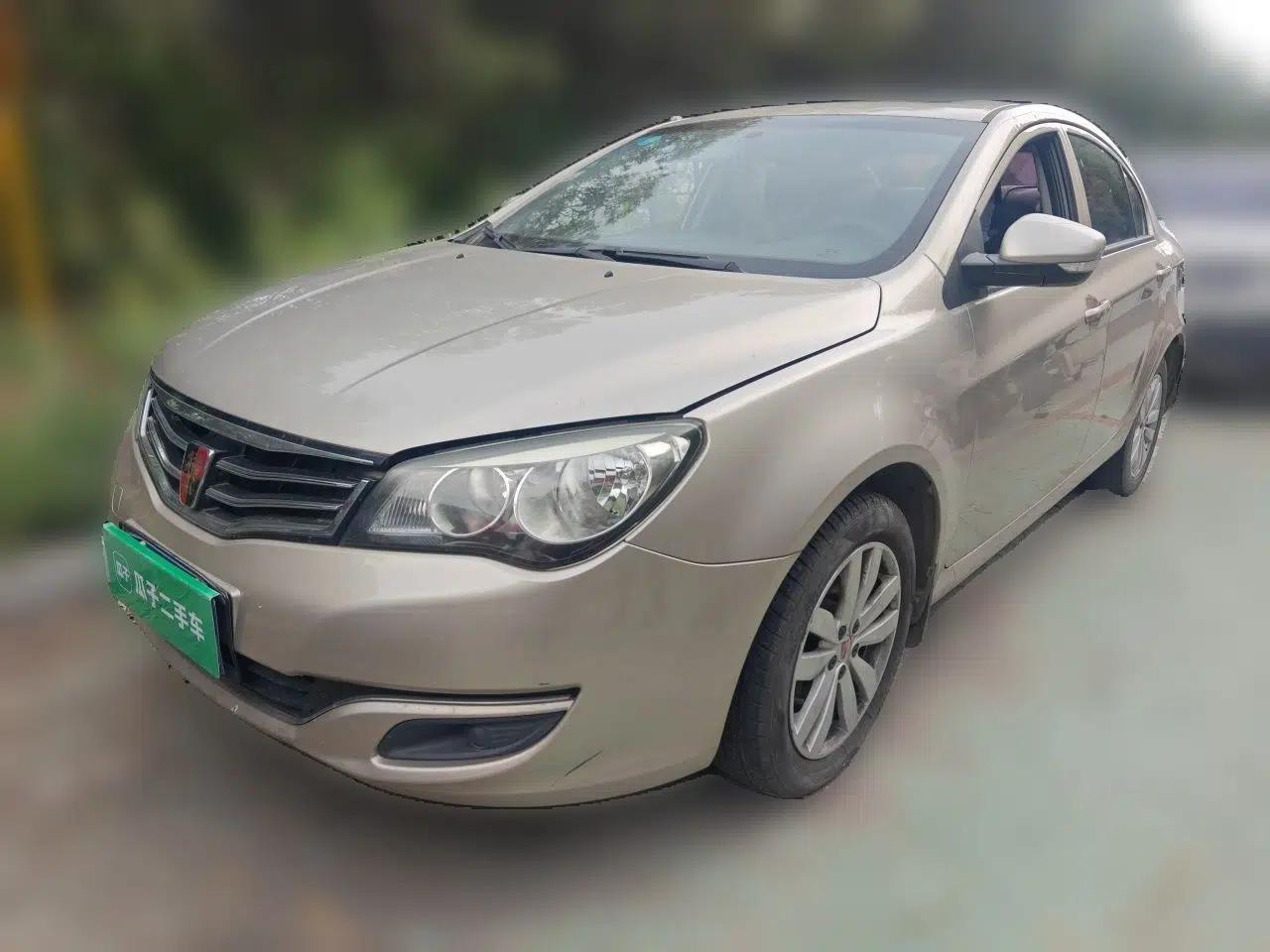 Roewe 350 2015 1.5L Manual Luxury Sunroof Edition — миниатюра 1