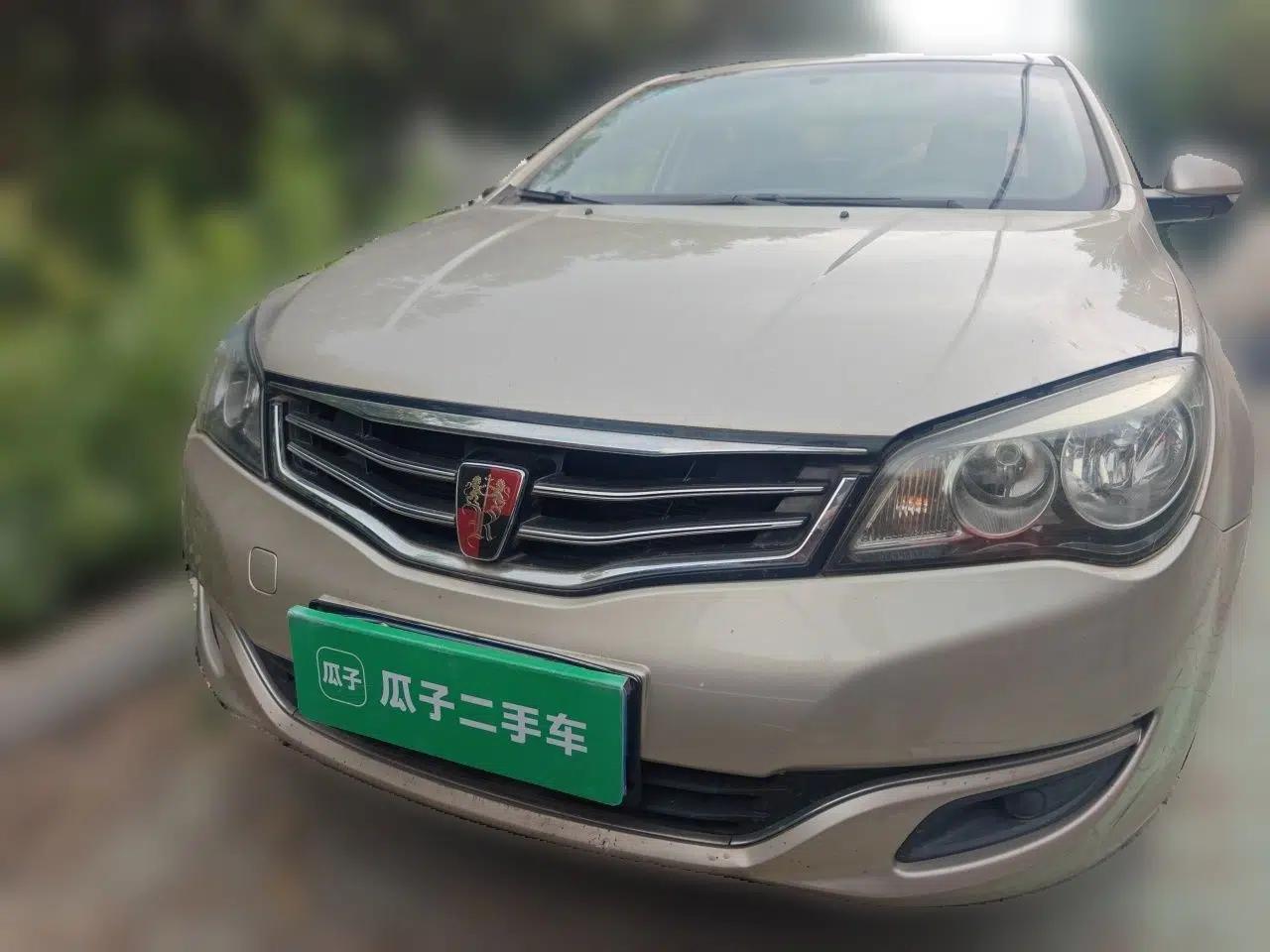 Roewe 350 2015 1.5L Manual Luxury Sunroof Edition — миниатюра 2