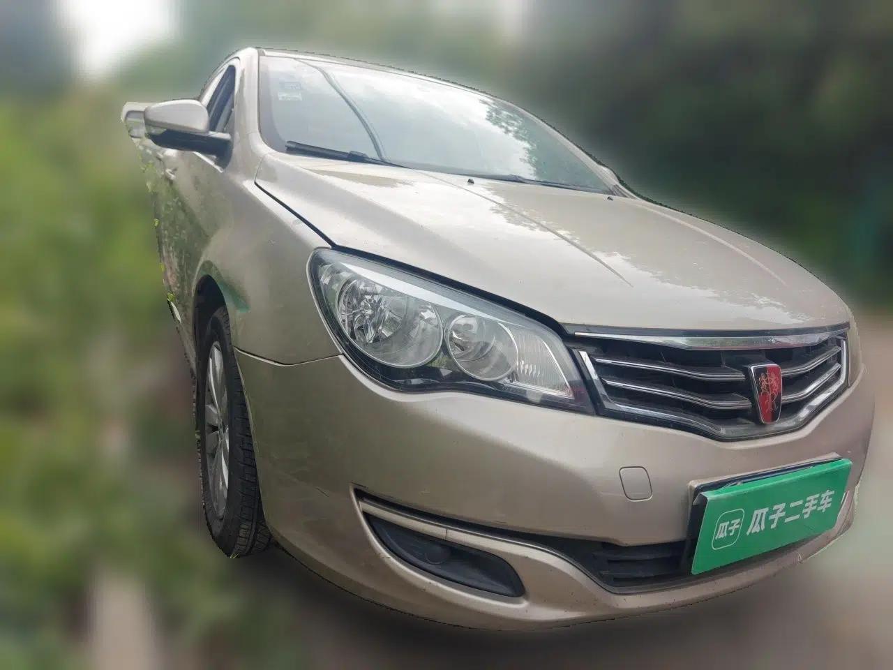 Roewe 350 2015 1.5L Manual Luxury Sunroof Edition — миниатюра 3