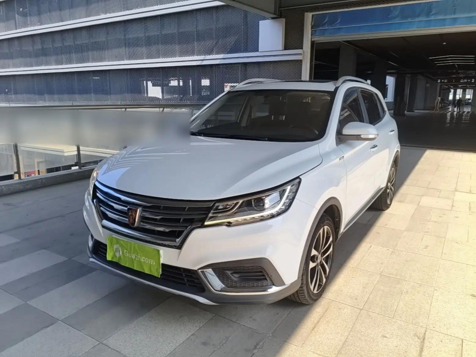 Roewe RX3 2018 1.6L CVT Flagship Edition — миниатюра 1
