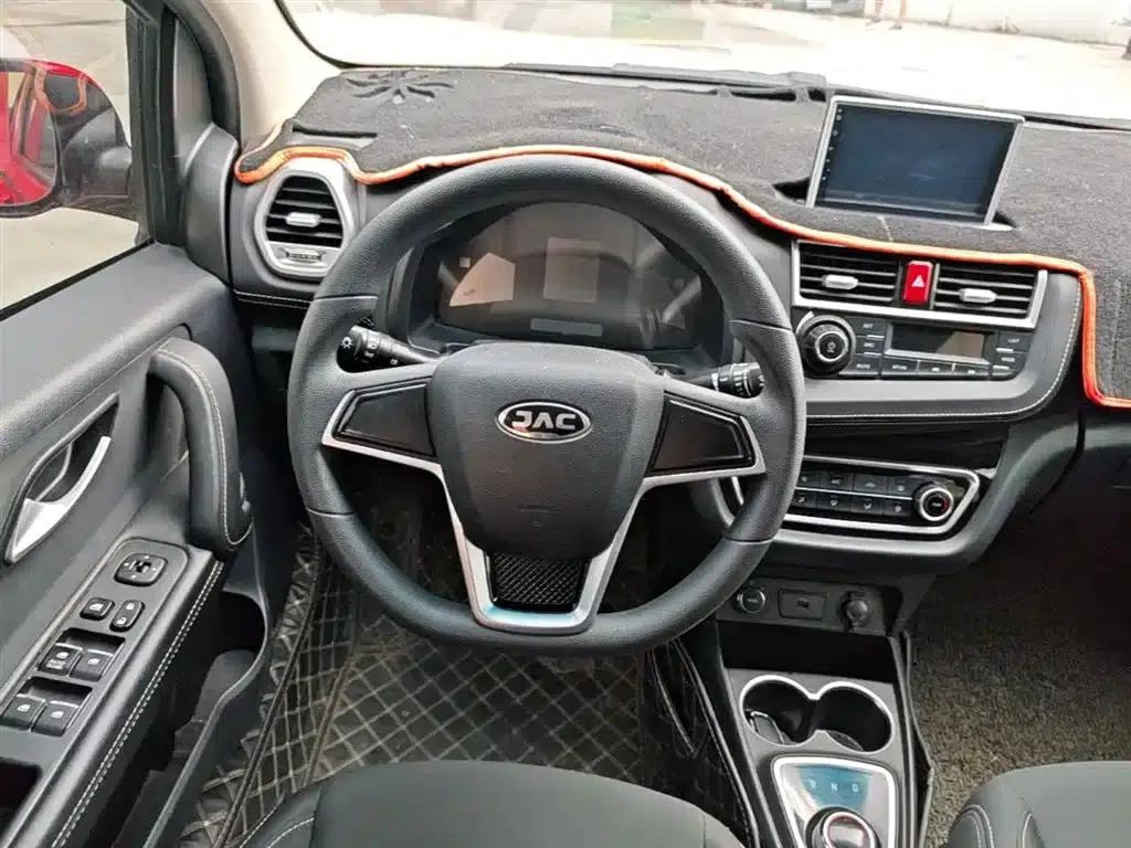 JAC iEV6E 2019 Youth Edition iEV6E Luxury Model — миниатюра 11