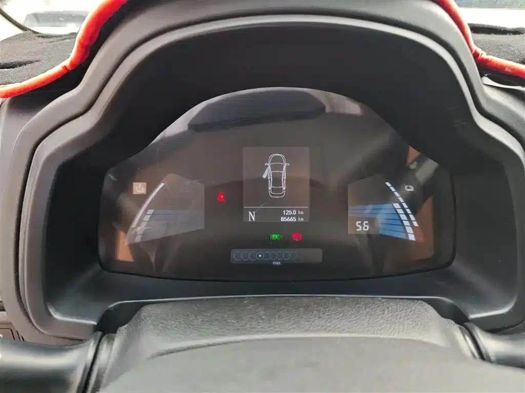 JAC iEV6E 2019 Youth Edition iEV6E Luxury Model — миниатюра 12