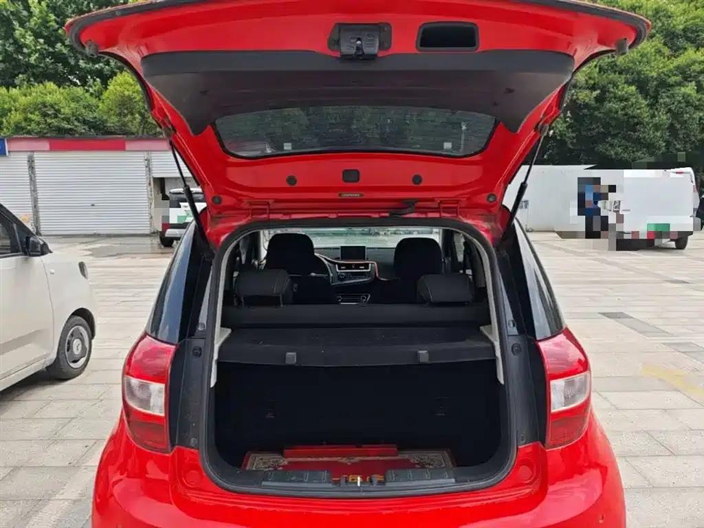 JAC iEV6E 2019 Youth Edition iEV6E Luxury Model — миниатюра 19