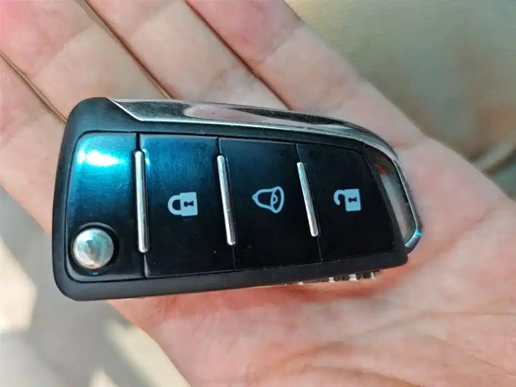 JAC iEV6E 2019 Youth Edition iEV6E Luxury Model — миниатюра 9