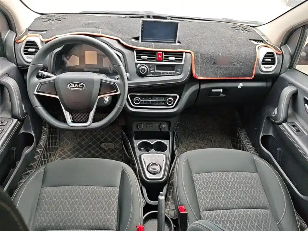JAC iEV6E 2019 Youth Edition iEV6E Luxury Model — миниатюра 10