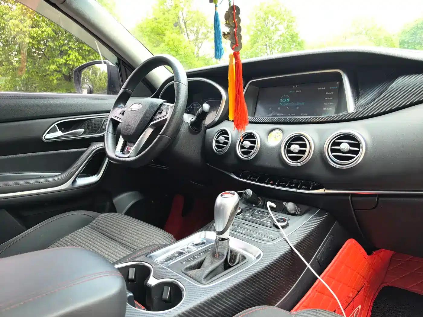 Refine S7 2018 Sport Edition 1.5T Automatic Comfort 5-seater — миниатюра 18