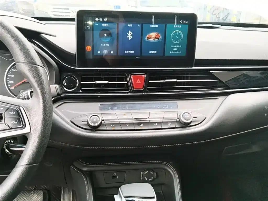 Jiayue X4 2020 1.5T CVT Elite — миниатюра 13