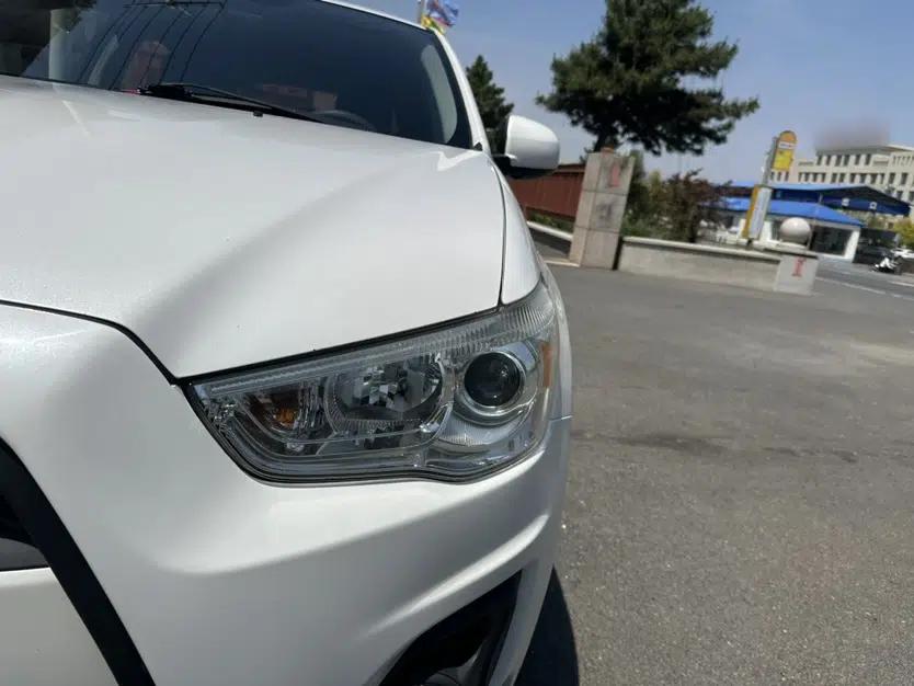 Mitsubishi ASX 2013 2.0L CVT Two-Wheel Drive Elite Edition — миниатюра 11