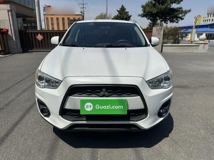 Mitsubishi ASX 2013 2.0L CVT Two-Wheel Drive Elite Edition — миниатюра 8