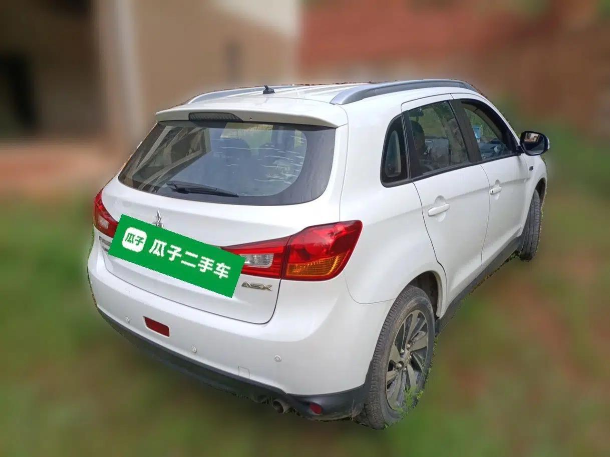Mitsubishi ASX 2018 2.0L CVT Two-Wheel Drive Deluxe Edition — миниатюра 6