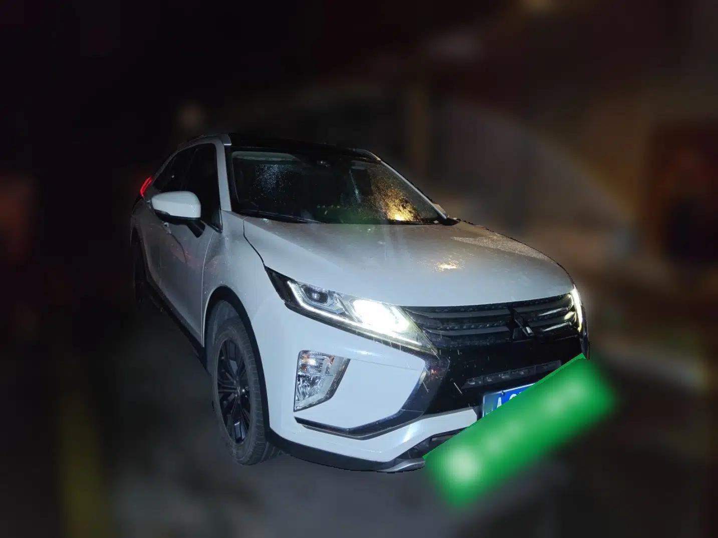 Mitsubishi Eclipse Cross 2019 1.5T CVT Two-Wheel Drive Belief Edition China VI Standard — миниатюра 3