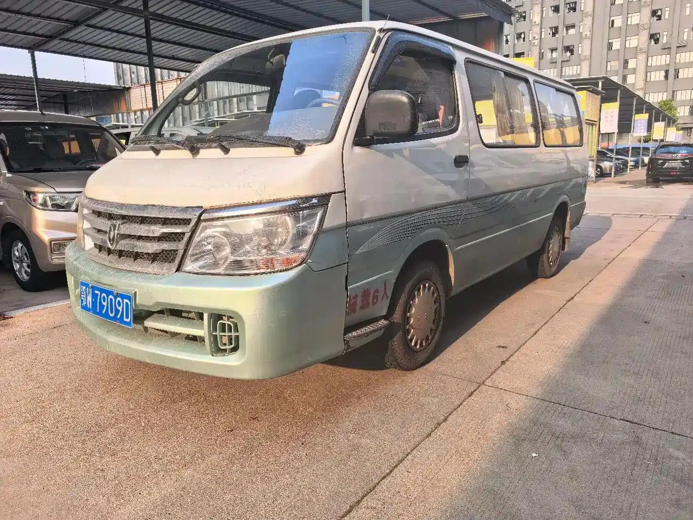 Jinbei Haishi 2014 2.0L Fifth Generation Power King Luxury Edition V19 — миниатюра 1