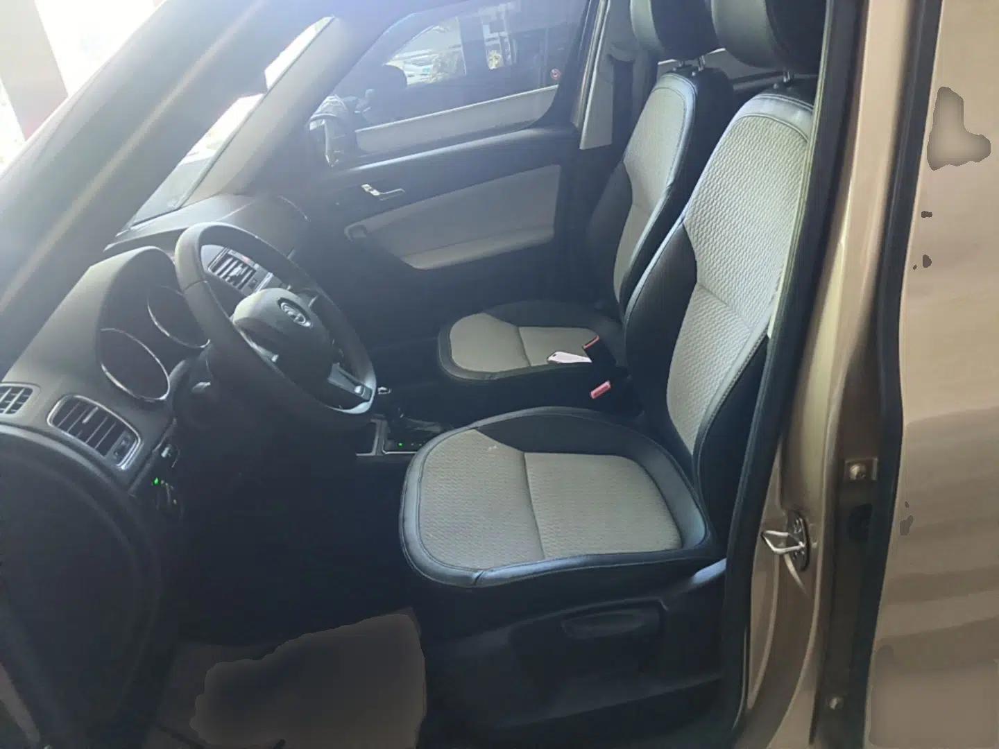 Skoda Yeti 2016 1.4TSI DSG Advanced Edition — миниатюра 18