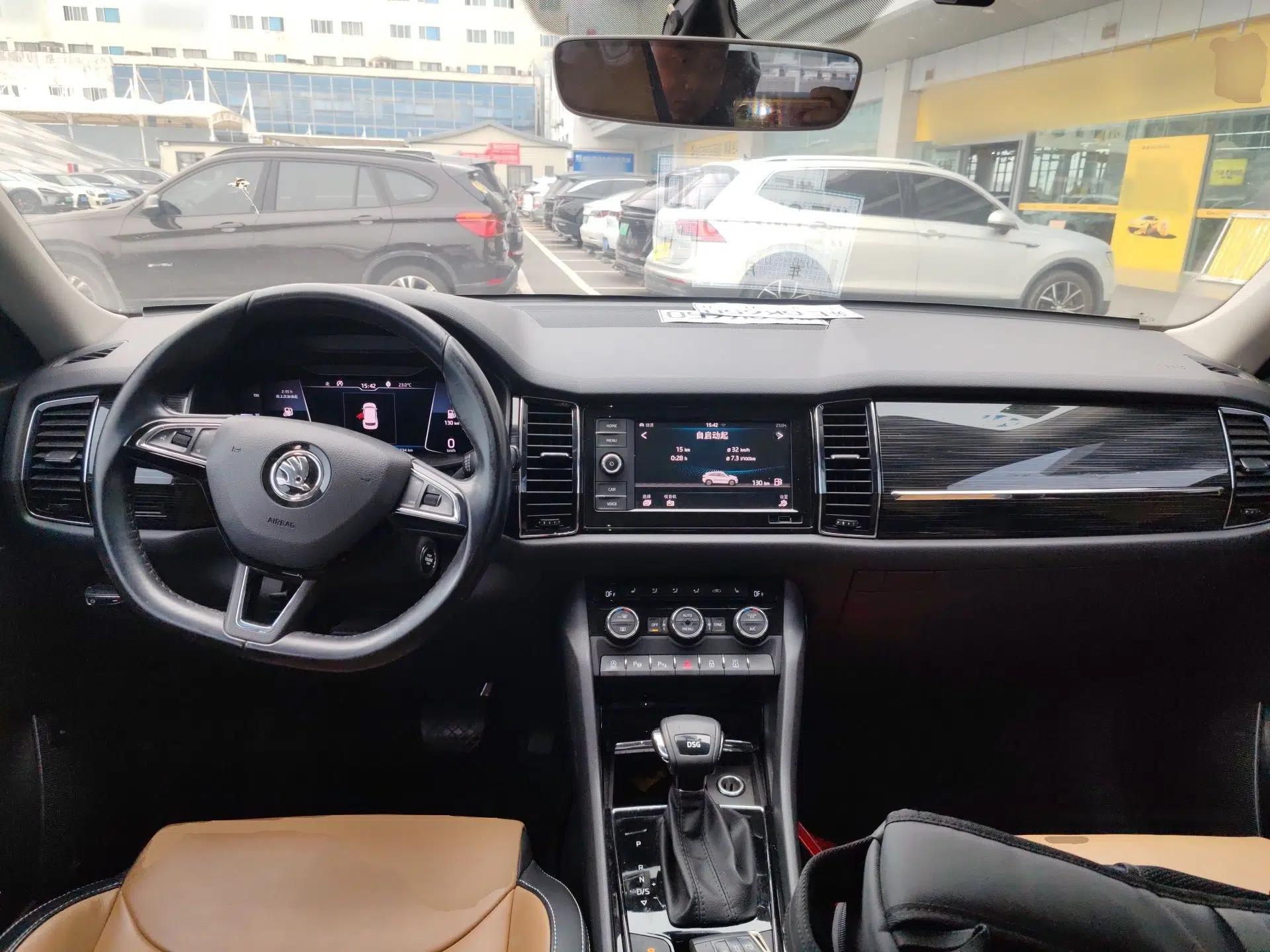 Skoda Kodiaq GT 2019 TSI330 Two-Wheel-Drive Luxury Edition China VI Standard — миниатюра 13