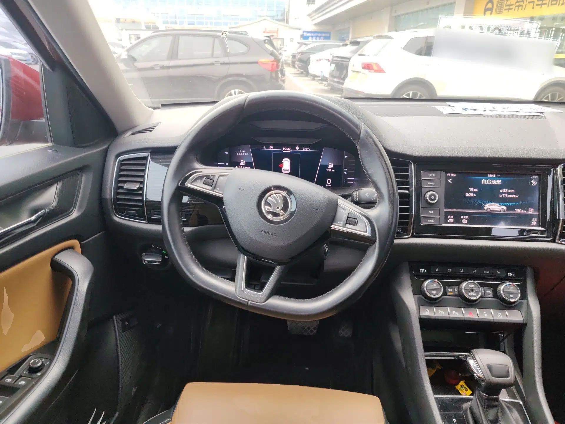 Skoda Kodiaq GT 2019 TSI330 Two-Wheel-Drive Luxury Edition China VI Standard — миниатюра 14