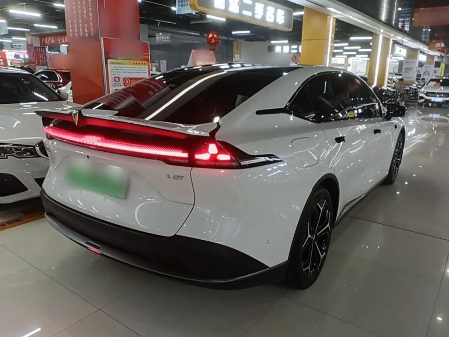 Deepal L07 2024 230Max Qiankun Intelligent Driving ADS SE Range-Extended Version — миниатюра 4