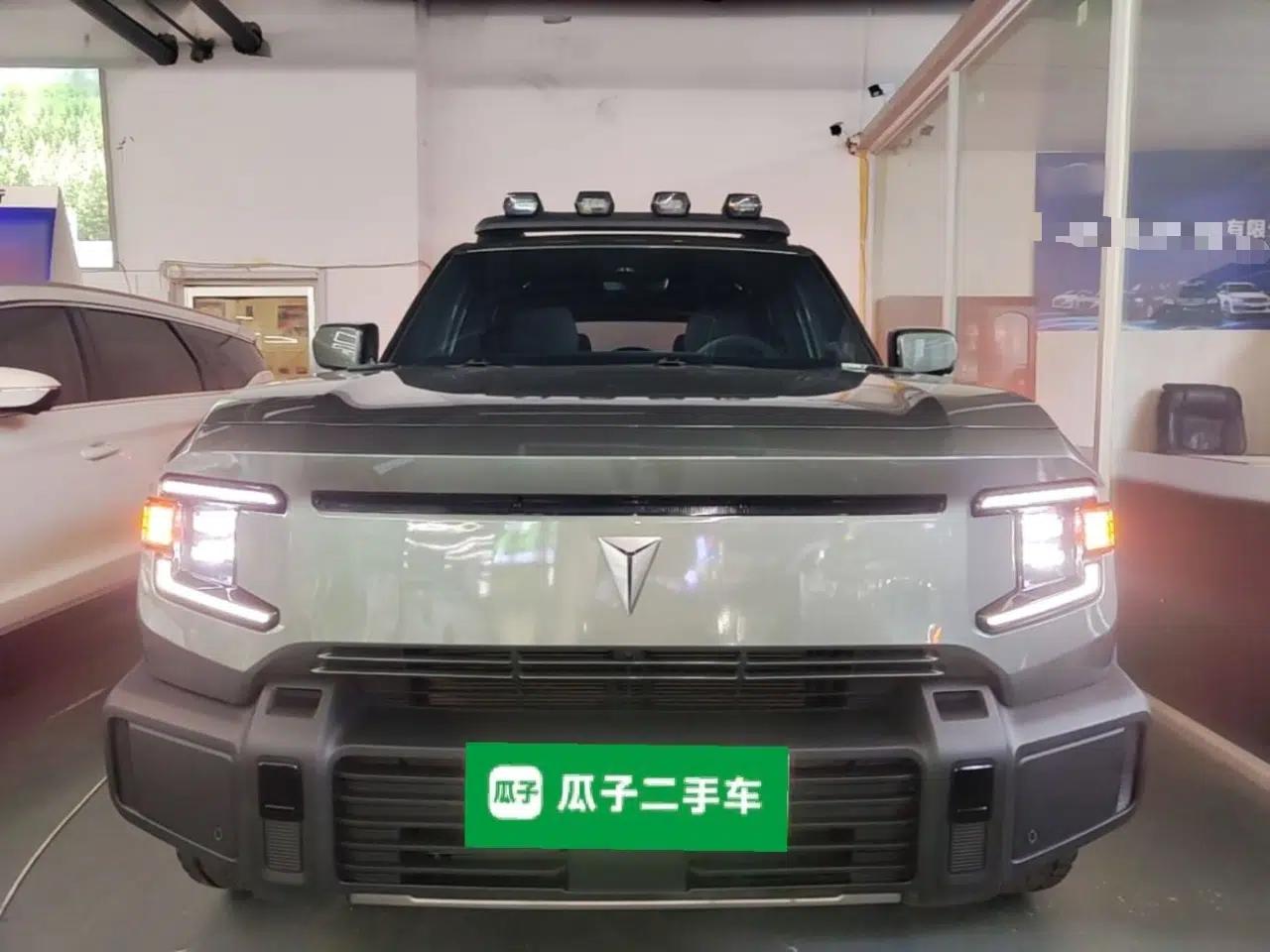 Deepal G318 2024 Four-Wheel-Drive Air Suspension Model — миниатюра 2