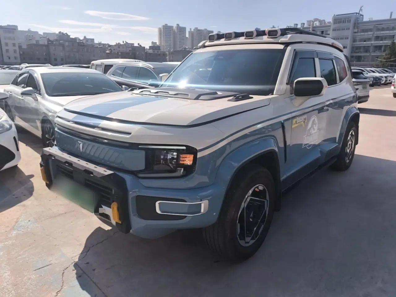 Deepal G318 2025 Worry-Free Cross-Country Edition Four-Wheel Drive Distant Mountains Version — миниатюра 1