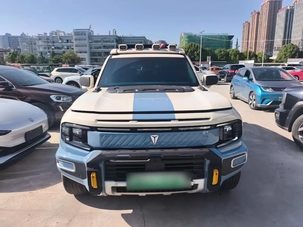 Deepal G318 2025 Worry-Free Cross-Country Edition Four-Wheel Drive Distant Mountains Version — миниатюра 2