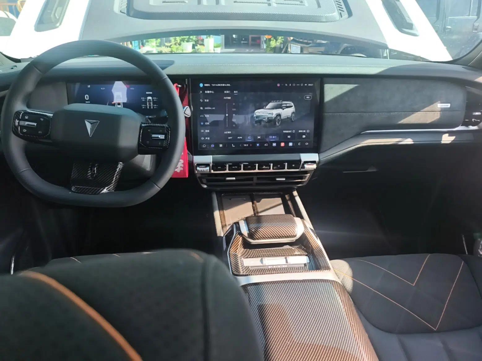 Deepal G318 2025 Worry-Free Cross-Country Edition Four-Wheel Drive Distant Mountains Version — миниатюра 12
