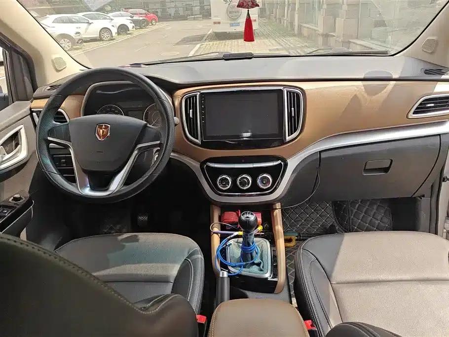 Jinbei F50 2017 Model 1.6L Manual Comfort Edition — миниатюра 12