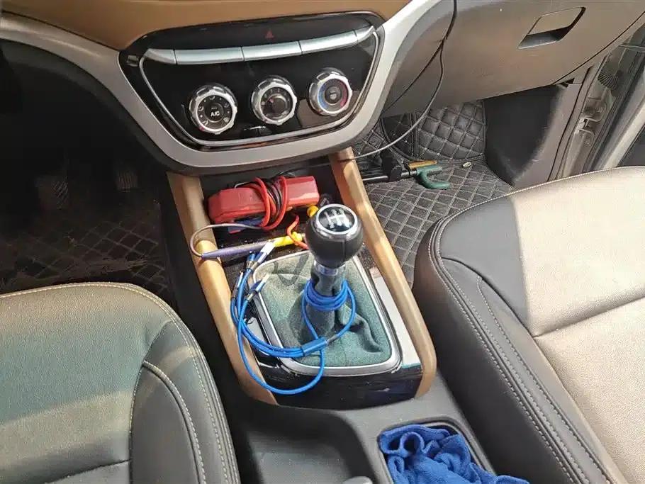 Jinbei F50 2017 Model 1.6L Manual Comfort Edition — миниатюра 16