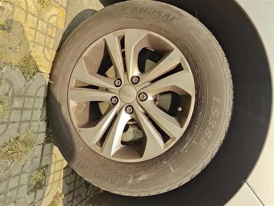 Jinbei F50 2017 Model 1.6L Manual Comfort Edition — миниатюра 6