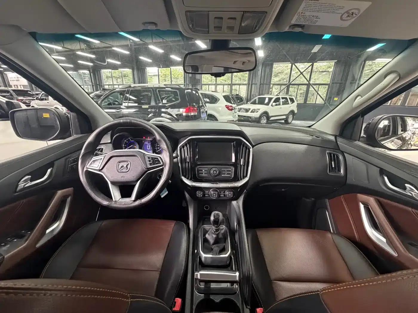 Yusheng S350 2016 2.0T Manual 4WD Gasoline Luxury Sunroof 7-Seater — миниатюра 8